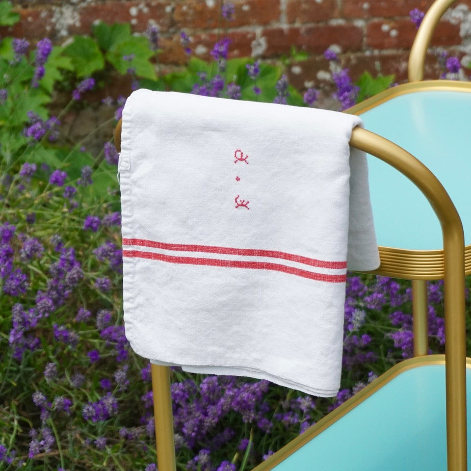 French Tablecloth with Red Stripe - Blue Bowl