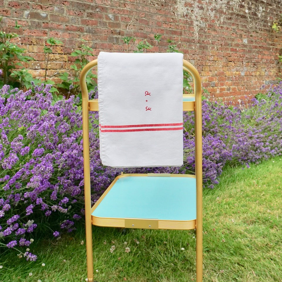 French Tablecloth with Red Stripe - Blue Bowl