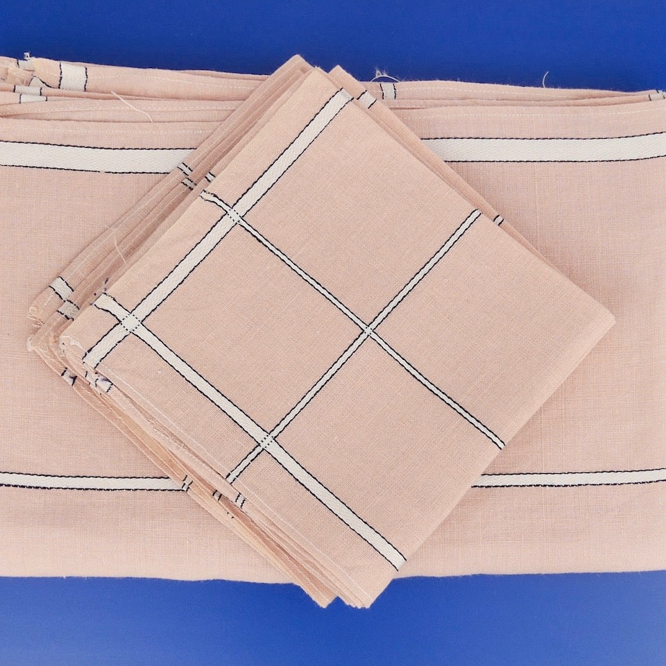 Linen Tablecloth & Napkins - Blue Bowl
